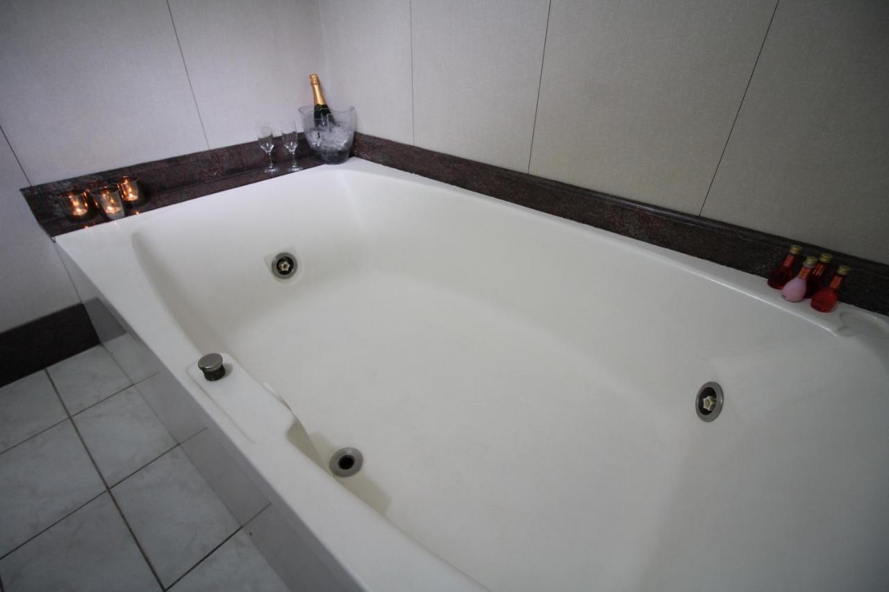 Status Motel Belo Horizonte Luaran gambar